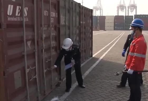 <a href='http://www.nybtm.com' title='危險(xiǎn)品運(yùn)輸' >危險(xiǎn)品運(yùn)輸</a>